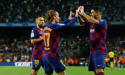 Suarez đăng đàn nói 1 điều về Griezmann, CĐV Barca phấn khích tột độ