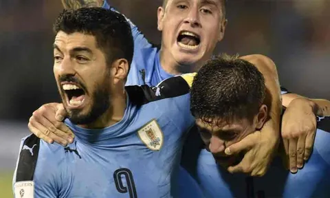 Suarez so sánh sao Real với Gerrard