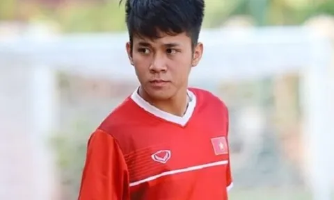 Sút chạm xà ngang, sao U23 Việt Nam nói gì?