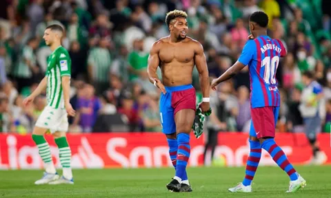 Thân hình cơ bắp của Adama Traore