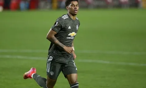 Tái đấu Granada, đây là 7 điều để Man Utd chờ đợi