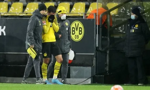 Đá chính sau 6 tháng, tài năng Dortmund rời sân trong nước mắt