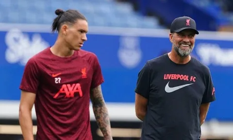Tại sao sơ đồ 4-4-2 có thể mở khóa Darwin Nunez?