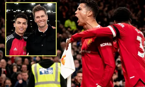 Vừa gặp Ronaldo, "GOAT" NFL quyết định trở lại thi đấu