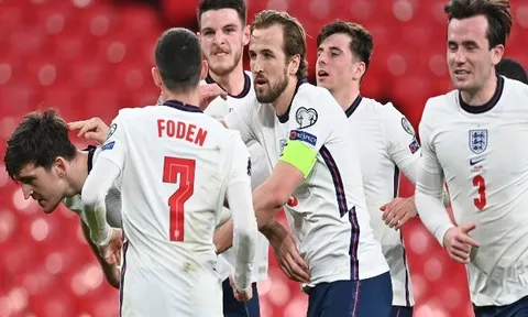 Tam Sư tìm ra "truyền nhân" của Rooney và Lampard sau trận thắng Ba Lan