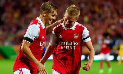 Zinchenko hòa nhập đáng kinh ngạc ở Arsenal