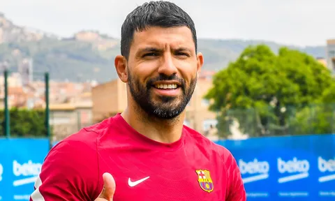 Tân binh hội quân cùng Barca, chuẩn bị cho mùa giải mới