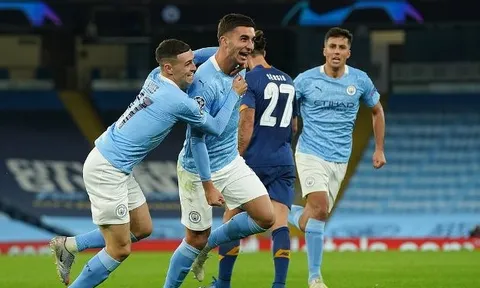 Tân binh lại lập công, Man City ngược dòng đánh bại Porto