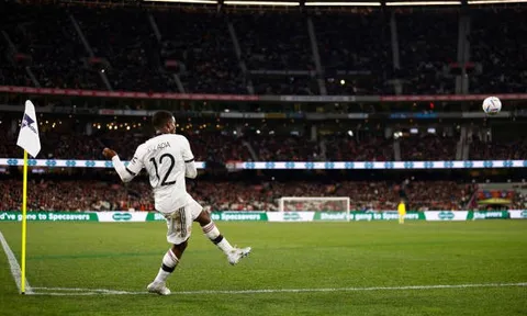 Tân binh Man Utd có màn trình diễn hoàn hảo