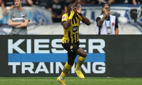 Tân binh nổ súng, Dortmund dễ dàng giành 3 điểm