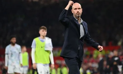 Ten Hag khiến phòng thay đồ M.U sôi sục trước Liverpool