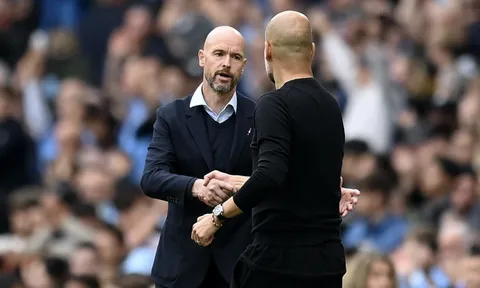 Ten Hag không đáng bị chỉ trích