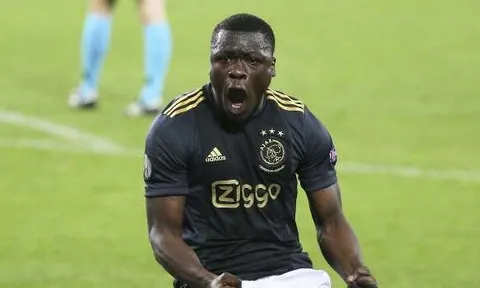 "Ten Hag muốn có tôi ở Man Utd"