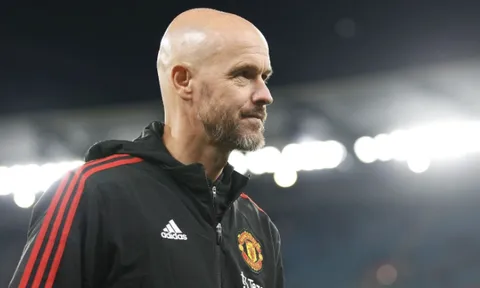Ten Hag thảo luận với Sir Alex trước khi đến MU
