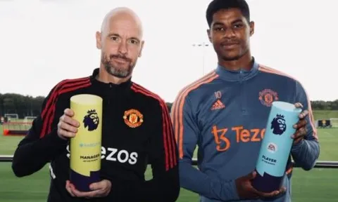 Ten Hag và trò cưng được Premier League vinh danh