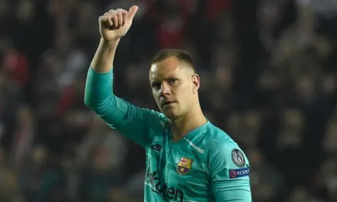 Ter Stegen đang là mối nguy hiểm lớn nhất của Barcelona!