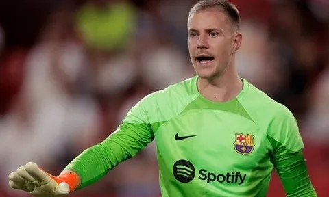 "Ter Stegen thật ngoạn mục"