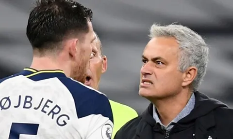 Tham vọng xưng vương, Mourinho giải cứu "nạn nhân" của Lampard