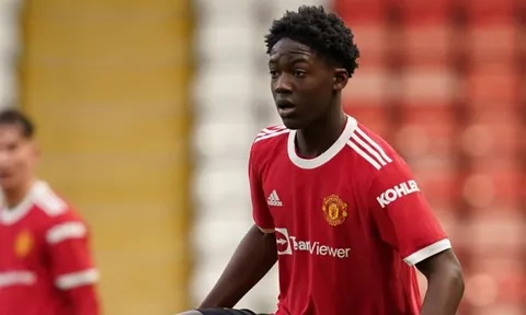 Thần đồng Man Utd có thể ra sân ở Europa League