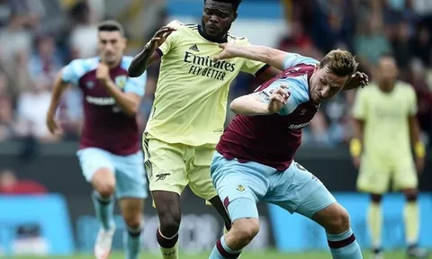 Thắng 1-0, Arteta ca ngợi mỏ neo chuyển đổi trạng thái đỉnh cao của Arsenal