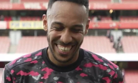 Thắng 1-0, Aubameyang chỉ ra điều Arsenal cần từ lâu