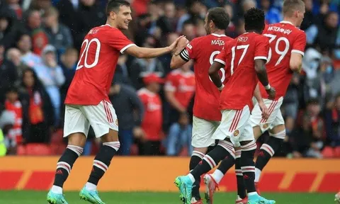 Thắng đậm Everton cho Man Utd câu trả lời về tân binh thứ 4?