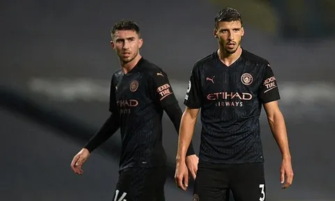 Thắng đậm, người cũ nói về "bộ đôi 133 triệu" của Man City