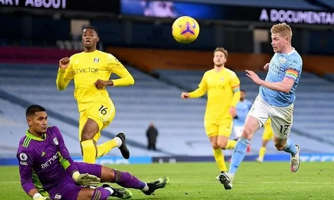 Thắng dễ Fulham, Man City giờ đã ở ngay sau Man Utd