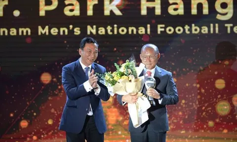 Thắng lớn tại AFF Awards 2019: Vận của bóng đá Việt Nam đang lên cao