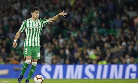 "Thật bất ngờ khi cầu thủ xuất sắc nhất lịch sử bóng đá muốn rời Barcelona"