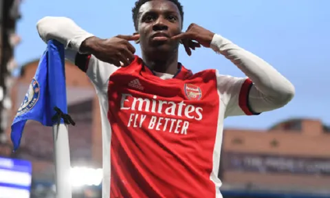 Thầy cũ nói rõ điểm sát thủ Arsenal cần cải thiện để trở nên hoàn hảo