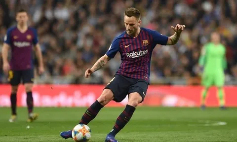 Thay sao 35 triệu euro, Barca nhắm người của Juventus và Napoli