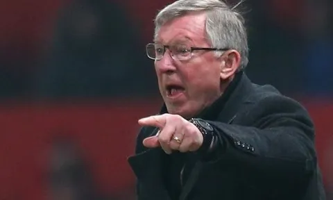Thay Solskjaer, Man Utd bất ngờ nhắm "kẻ thù cũ" của Sir Alex