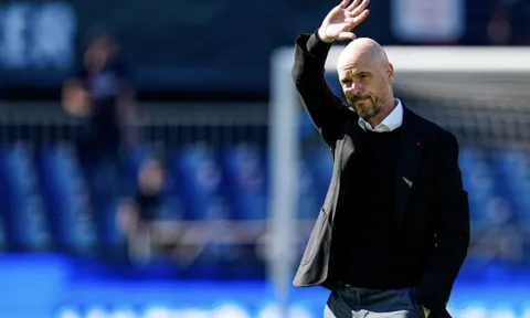 Thầy trò Erik Ten Hag thua ngược ở chung kết cúp quốc gia