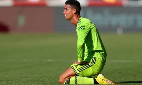 Thêm 1 ông lớn từ chối chiêu mộ Ronaldo