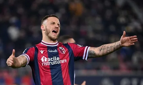 Theo đuổi Arnautovic vạch trần sự thật tại Man Utd