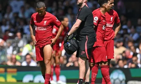 Klopp báo tin xấu về Thiago