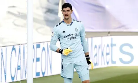 Thibaut Courtois: “Tại Madrid, chúng tôi có ‘số 9’ xuất sắc nhất thế giới”