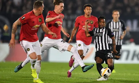 Báu vật M.U chói sáng, đe dọa vị trí của Fred và McTominay mùa tới
