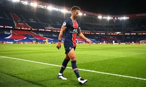 XONG! PSG toang mạnh, thêm một trụ cột dính chấn thương