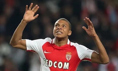 Thói quen chuyển nhượng kỳ lạ của PSG