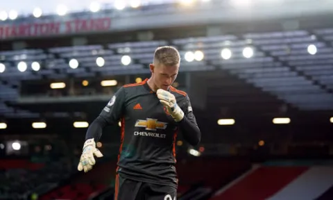 Thua đau Liverpool, CĐV Man Utd đòi tống khứ 1 cái tên khỏi đội hình