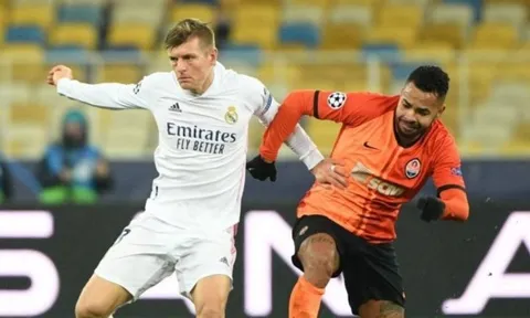 Thua đau Shakhtar, Toni Kroos hiến kế Real vượt qua vòng bảng cúp C1