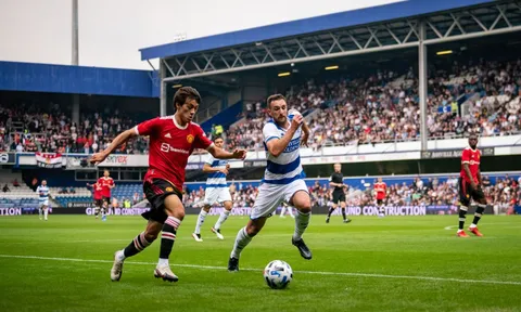 Thua QPR, Man Utd vẫn tìm được 3 điểm sáng