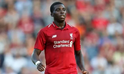 Bán cầu thủ cho Everton, Bayer nhắm sao Liverpool thay thế