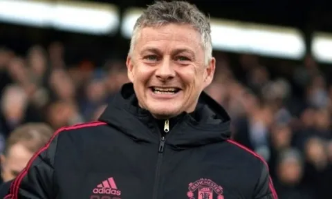 Thương vụ sát thủ 90 triệu và "3 lợi" mang lại cho Man Utd