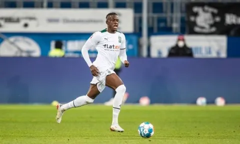 Thương vụ Zakaria đến Man Utd xem như được xác định