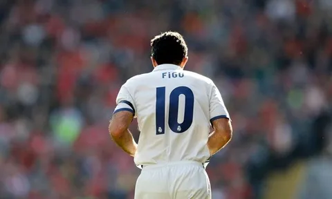 Tiền vệ xuất sắc: Luis Figo