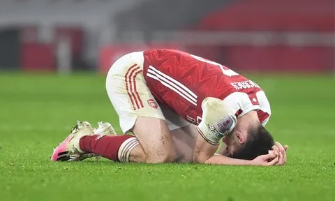 "Trọng Pháo" nghỉ thi đấu dài hạn, Arsenal toang mạnh