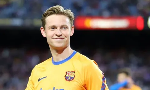 Tiết lộ bất ngờ của De Jong về Chelsea và đề nghị giảm lương
